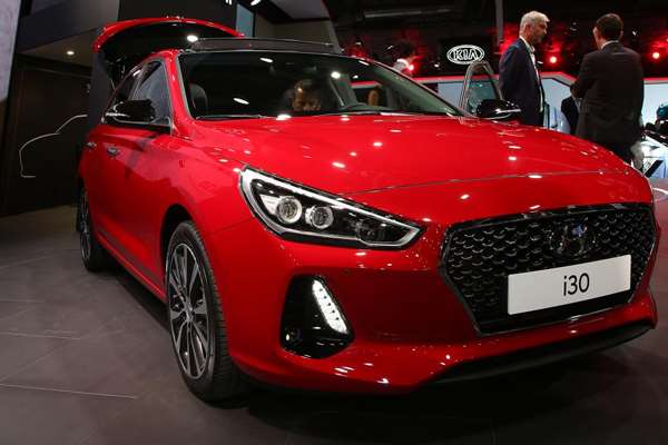 Tour in Style, Keliling Paris Dengan New Generation i30 