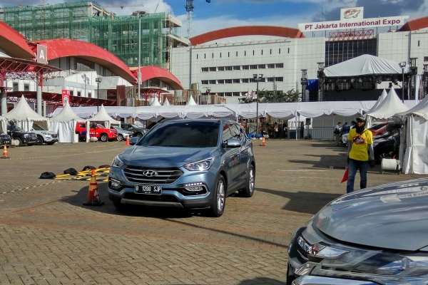 Hyundai Hadirkan Unit Test Drive New Santa Fe CRDi dan All New Tucson XG CRDi EVGTurbo Di IIMS 2017