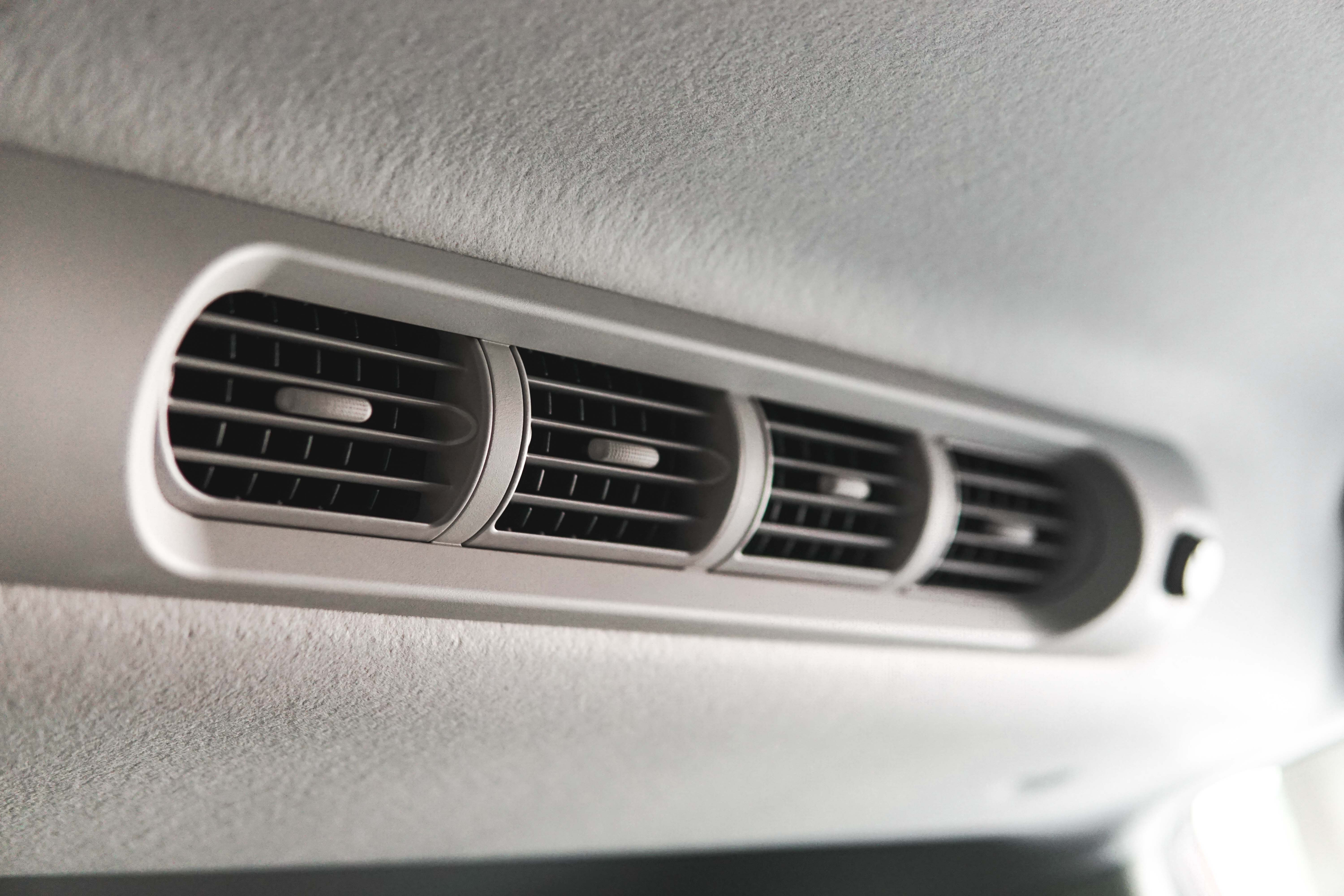 Dingin Merata Dengan Double Blower Hyundai Stargazer