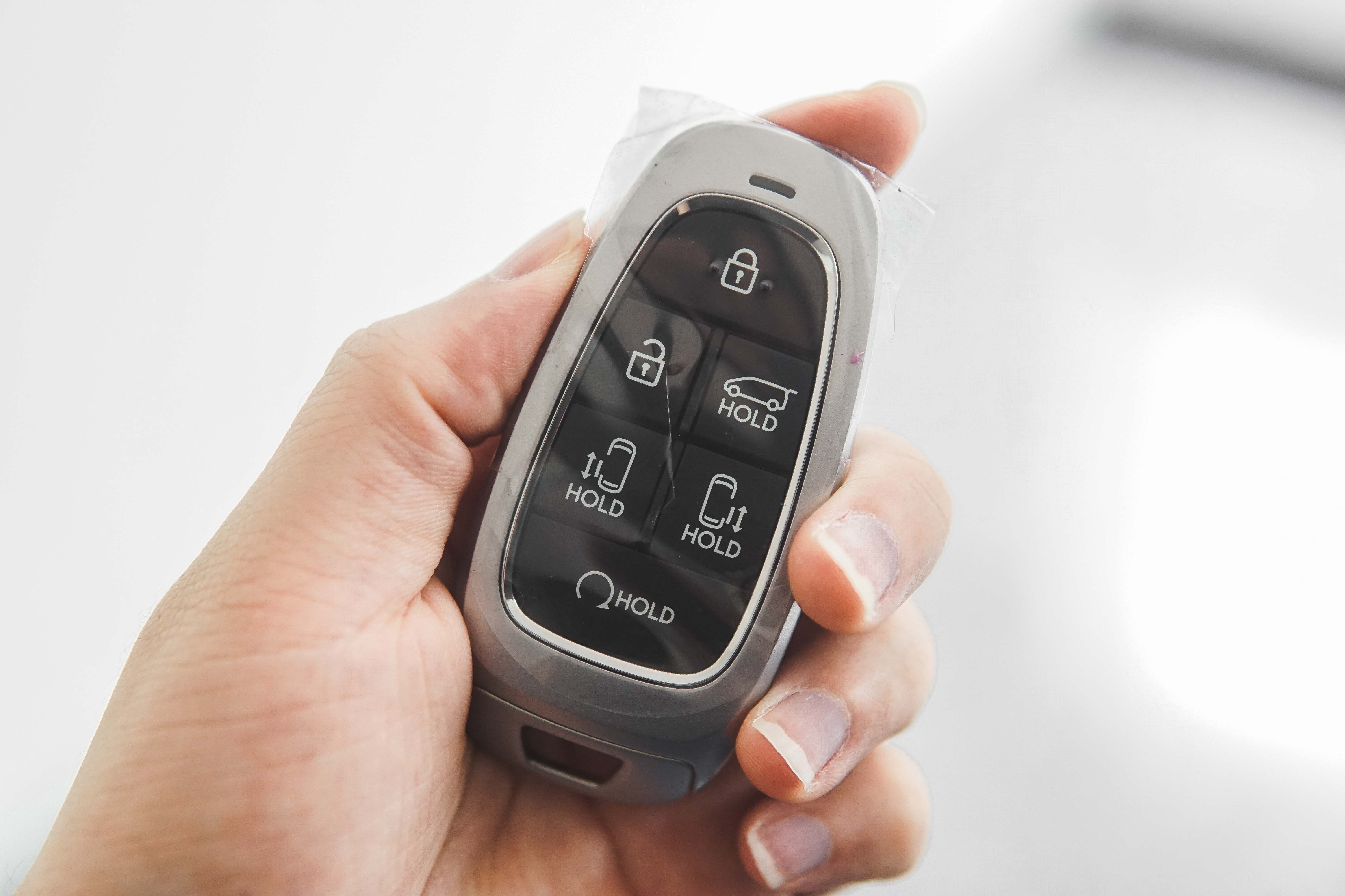 6 Fitur Kunci Cerdas Hyundai Staria